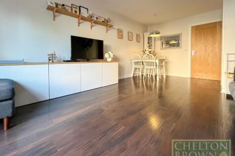 Lounge Dining Room