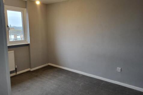 2nd Bedroom (3rd)