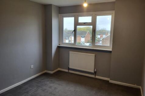 2nd Bedroom (3rd)