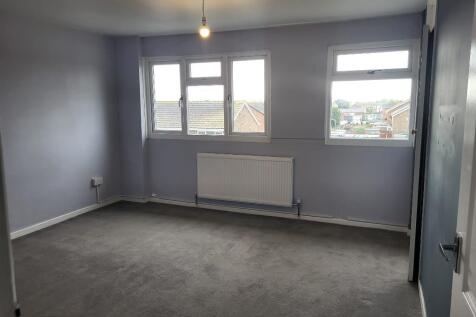 Main Bedroom (3rd)