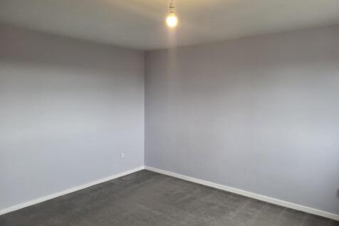 Main Bedroom (3rd)