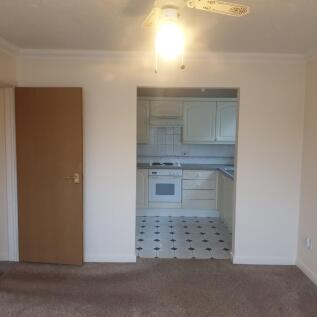 Lounge / Kitchen 