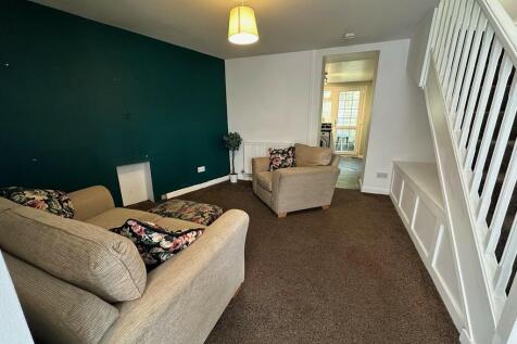 living area 2
