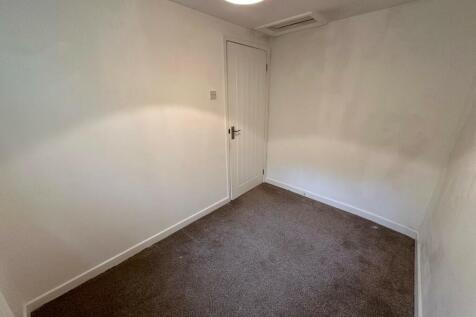 bedroom 2 2