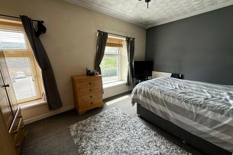 bedroom 1 1