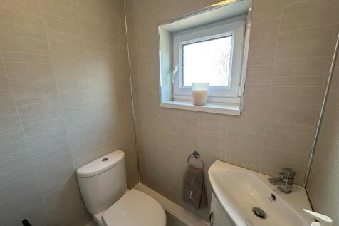 downstairs wc