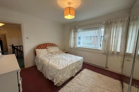 bedroom 2 2