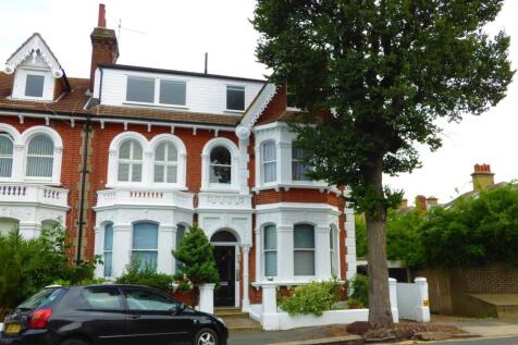4 Eaton Villas - Landscape.jpg