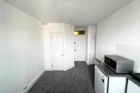 bedsit.jpg