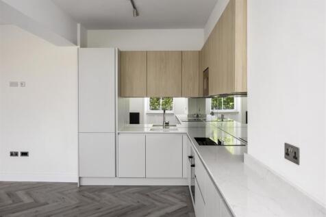 Open Plan Lounge and Kitchen