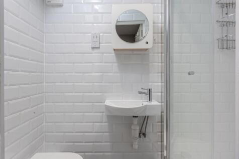 Shower room.jpeg