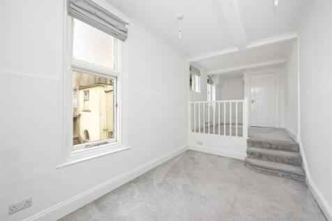 Brunswick Terrace, 5, Flat 2-005.JPG