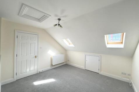 Open Plan Lounge and Kitchen