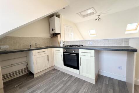 Open Plan Lounge and Kitchen