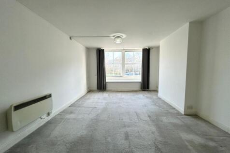 Studio Room
