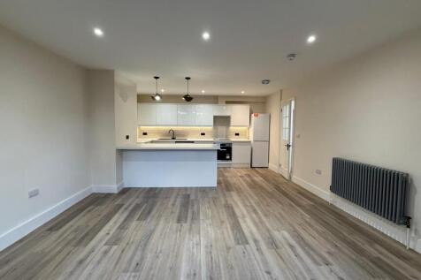 Open Plan Kitchen and Lounge