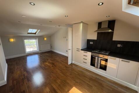 Kitchen and Lounge 1.jpeg
