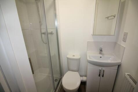 En-suite Shower