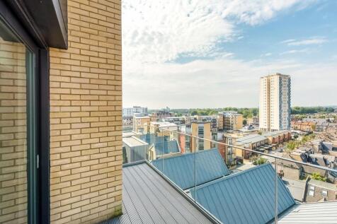 Central Avenue Sw6
