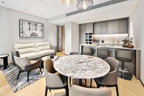 2405 Park Hyatt