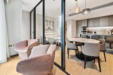 2405 Park Hyatt