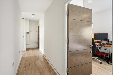 40 Mill Pond Close