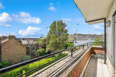 40 Mill Pond Close