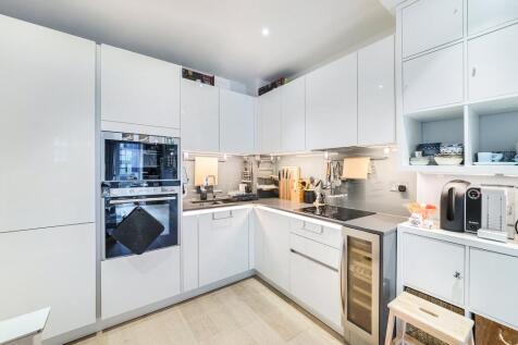Westbourne Apartment