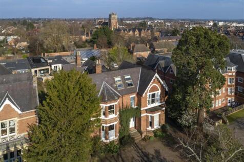 Flat7_6GuyCliffeAvenue08.jpg