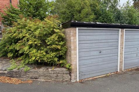 1 Cliffe Court d.jpg
