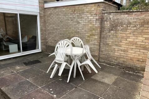 (11) 135 Rear garden.JPG