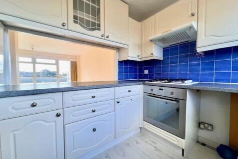 Kitchen1.jpg