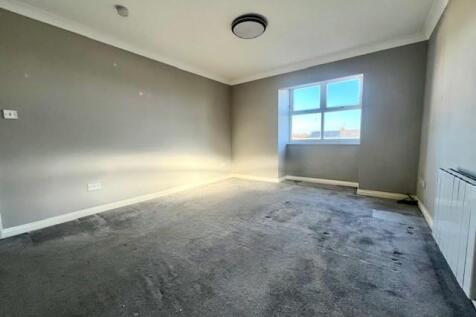 Lounge...2.jpg