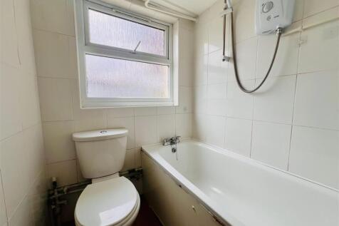 Bathroom.jpeg