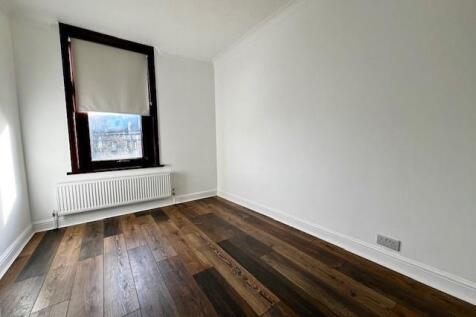 Bedroom1.jpg