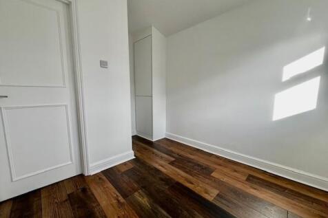 Bedroom2a.jpg