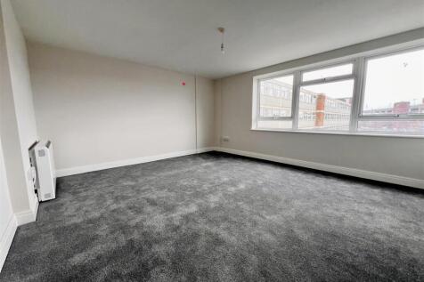 Living area.jpeg