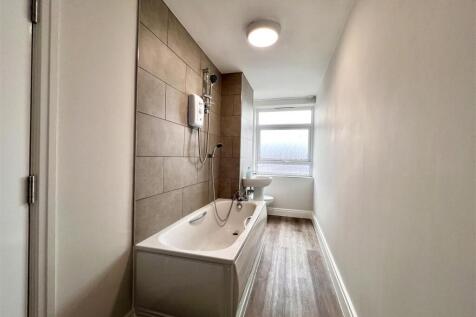 Bathroom.jpeg