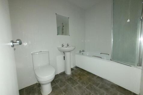 Bathroom.jpg