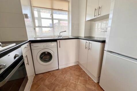Kitchen1.jpeg