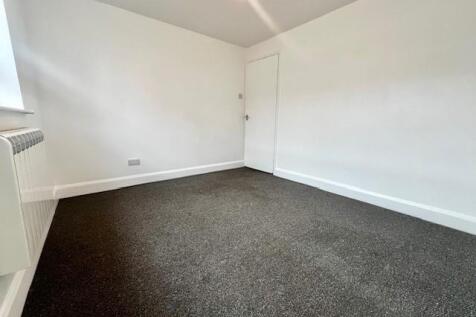 Bedroom2a.jpg