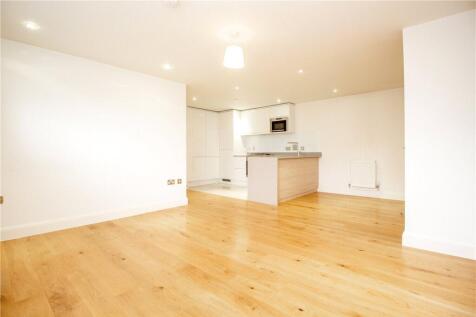 Lounge/Kitchen
