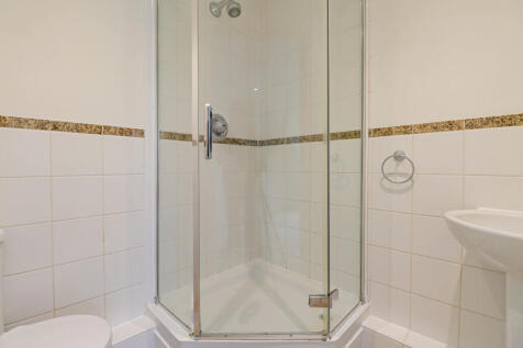 En suite Shower Room