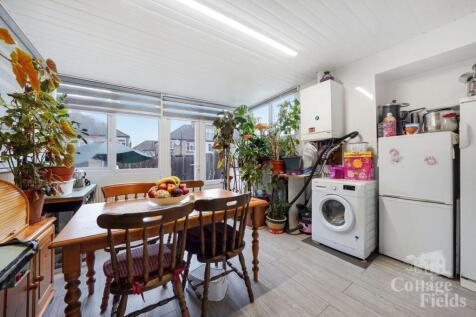 129 Tottenhall Road - 2jS6QMF1YUBqkoDyzUsQ.jpg