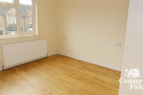 Bedroom (Maisonette)