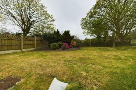 CAM02546G0-PR0171-STILL015.jpg