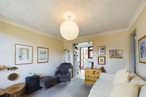CAM02546G0-PR0236-STILL004.jpg