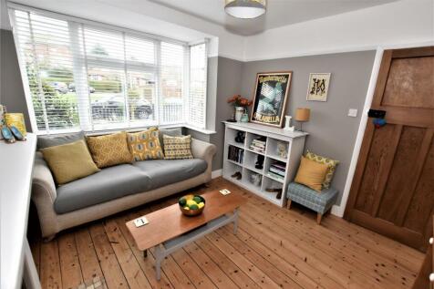 Lounge2.JPG