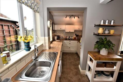 Kitchen.JPG