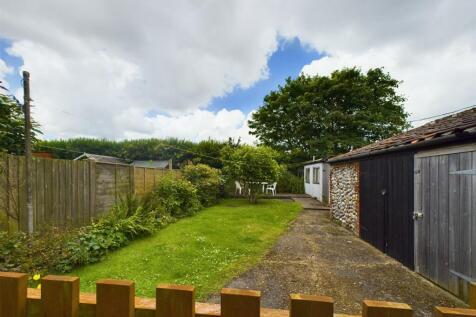 CAM02546G0-PR0238-STILL006.jpg